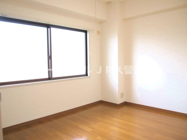 居室・リビング　ゆったりした洋室です