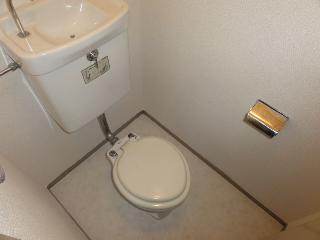 トイレ　トイレもきれいです
