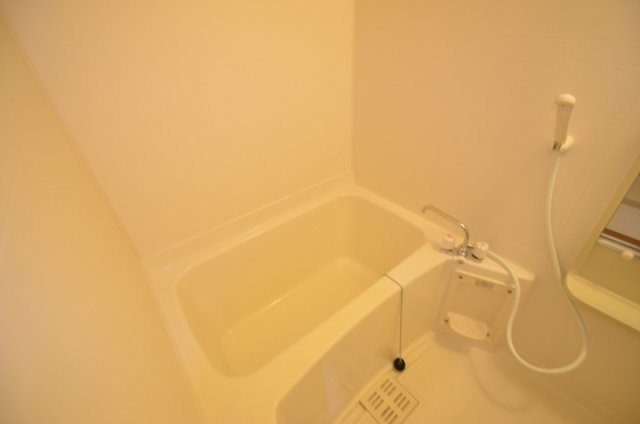 バス・シャワールーム　一日の体の疲れはここで洗い流してしまいましょう！