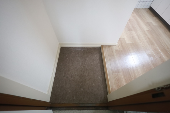 玄関　※別部屋の写真です