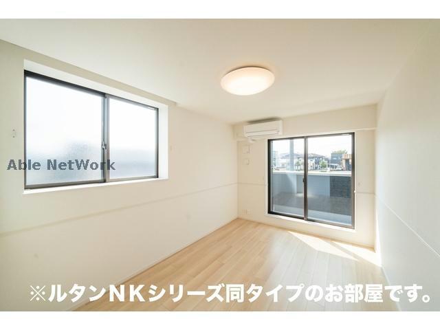 居室・リビング　同型モデル