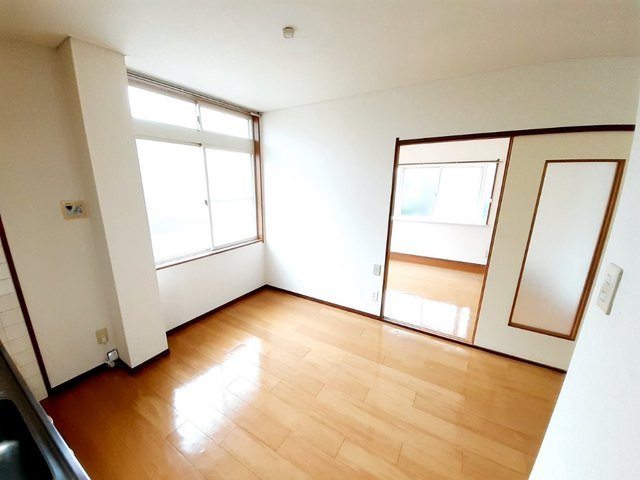 居室・リビング　即日案内可能です♪現地待ち合わせOK！どの物件でも当社でお得