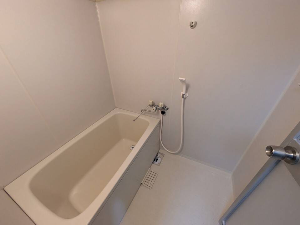 バス・シャワールーム　浴室