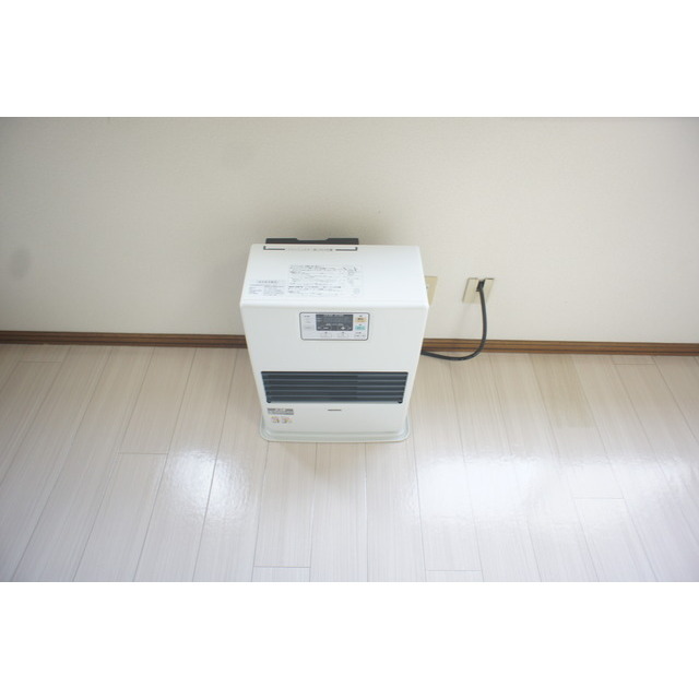 その他設備　灯油ストーブ