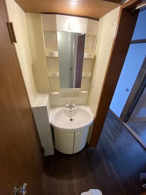 洗面設備　※同建物別室参照