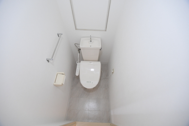 トイレ　トイレ