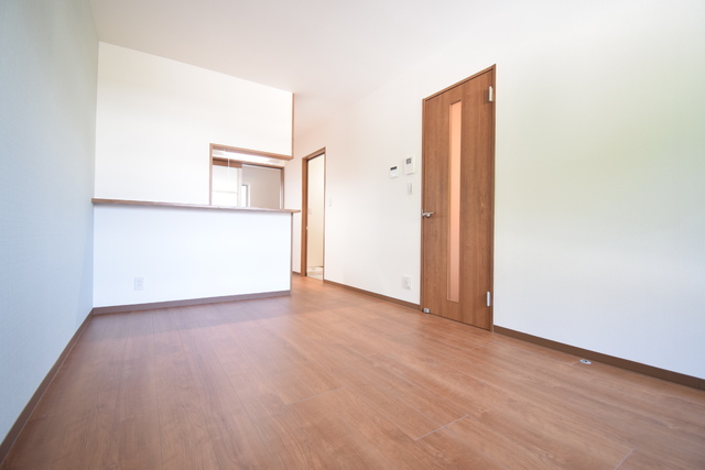 居室・リビング　１０．５帖のリビングです★