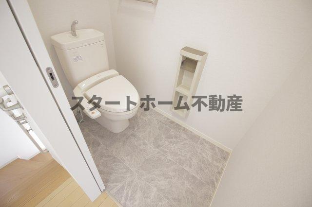 トイレ　ゆったりとした空間のトイレです