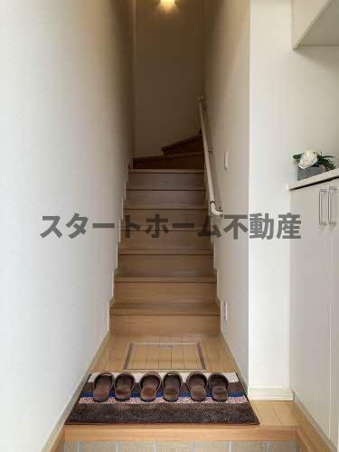 玄関　落ち着いた玄関です