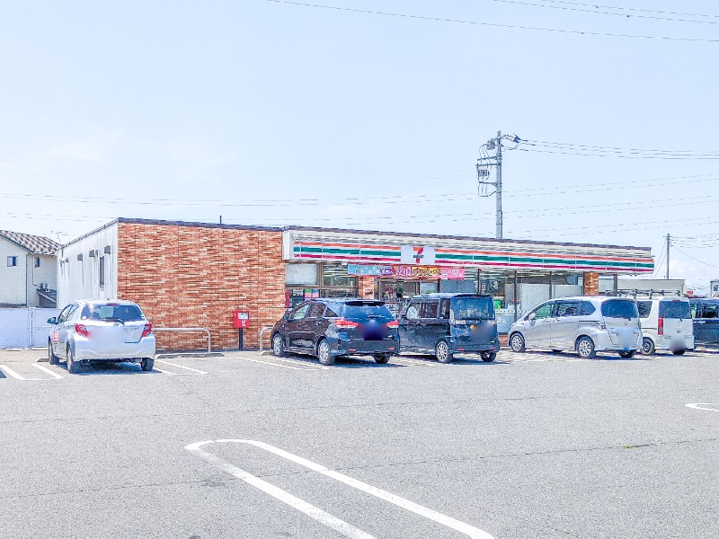 コンビニ　セブンイレブン前橋小屋原店（コンビニ）まで536m