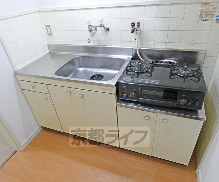 キッチン　キッチンです。