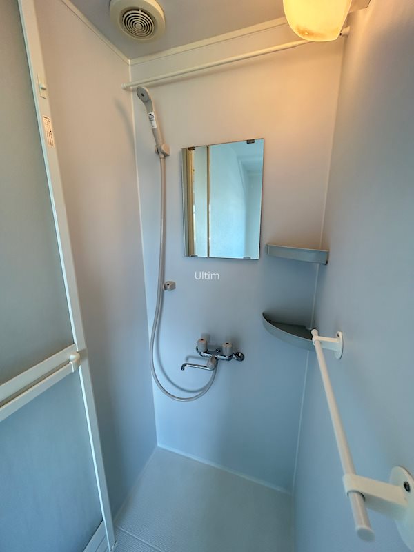 洗面設備　※同タイプの他のお部屋です