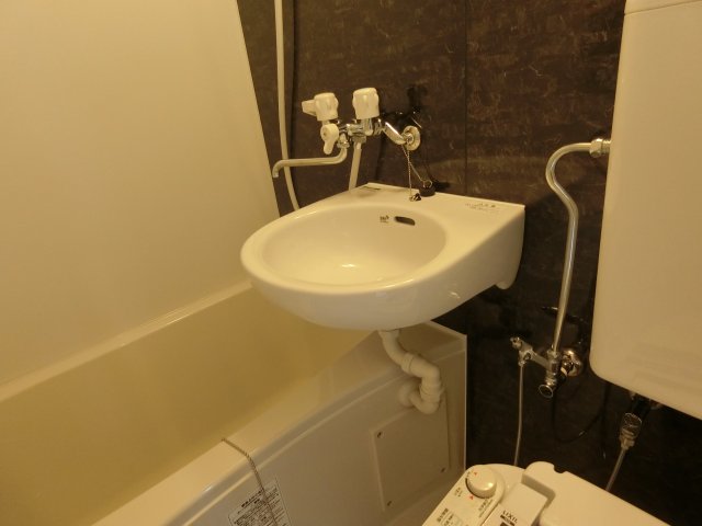 洗面設備　同仕様