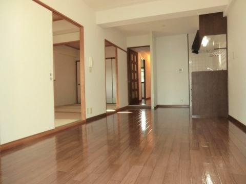 大谷グレイスハイツ２　居室・リビング　リビング