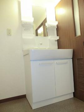 大谷グレイスハイツ２　洗面設備　洗髪洗面化粧台