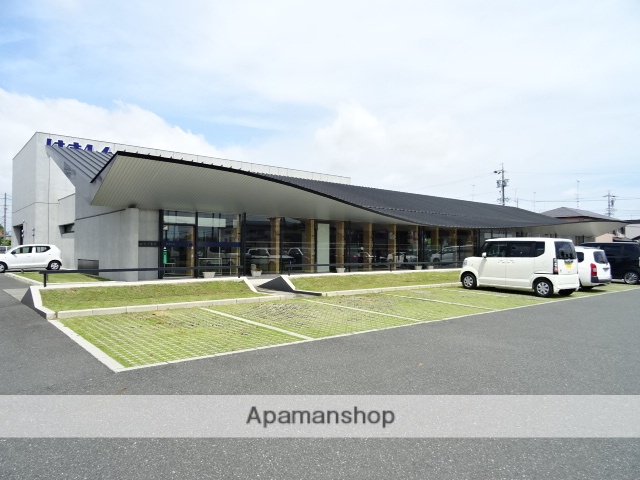 銀行　浜松信用金庫高丘支店（銀行）まで918m