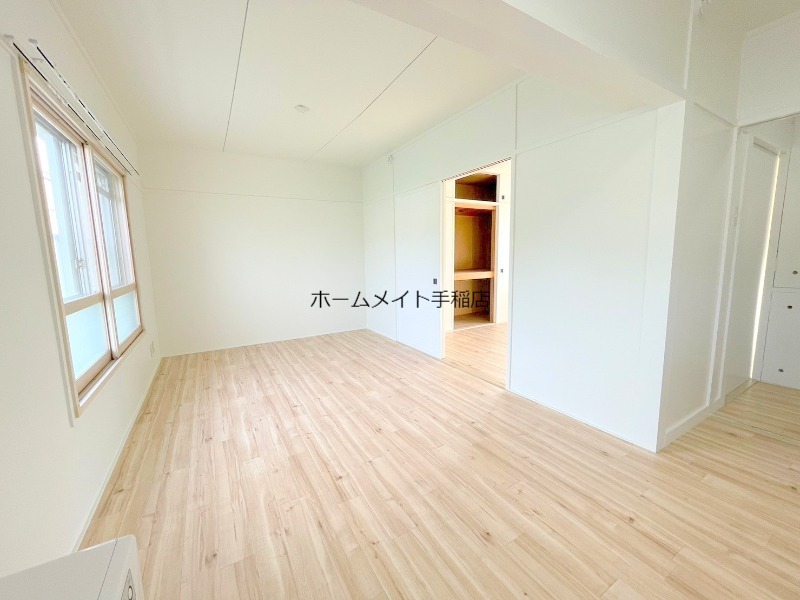 居室・リビング　明るいリビング♪