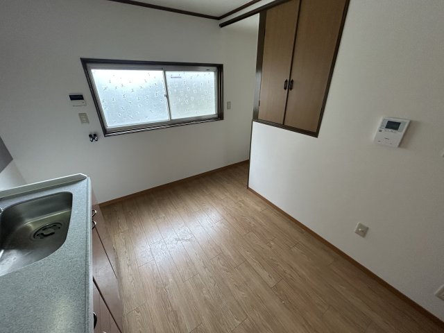 居室・リビング　ゆったり過ごせる居間です