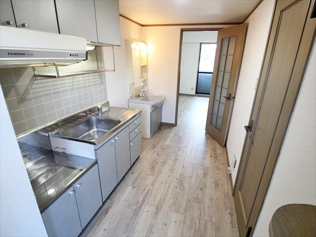 キッチン　松山市南吉田町　スカイハイツＷ　キッチン