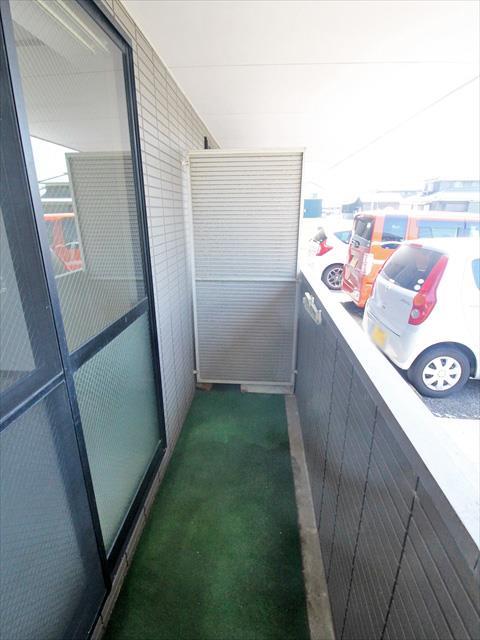 バルコニー　松山市南吉田町　スカイハイツＷ　ベランダ