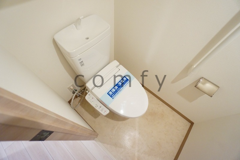 トイレ　ウォシュレット付きトイレ