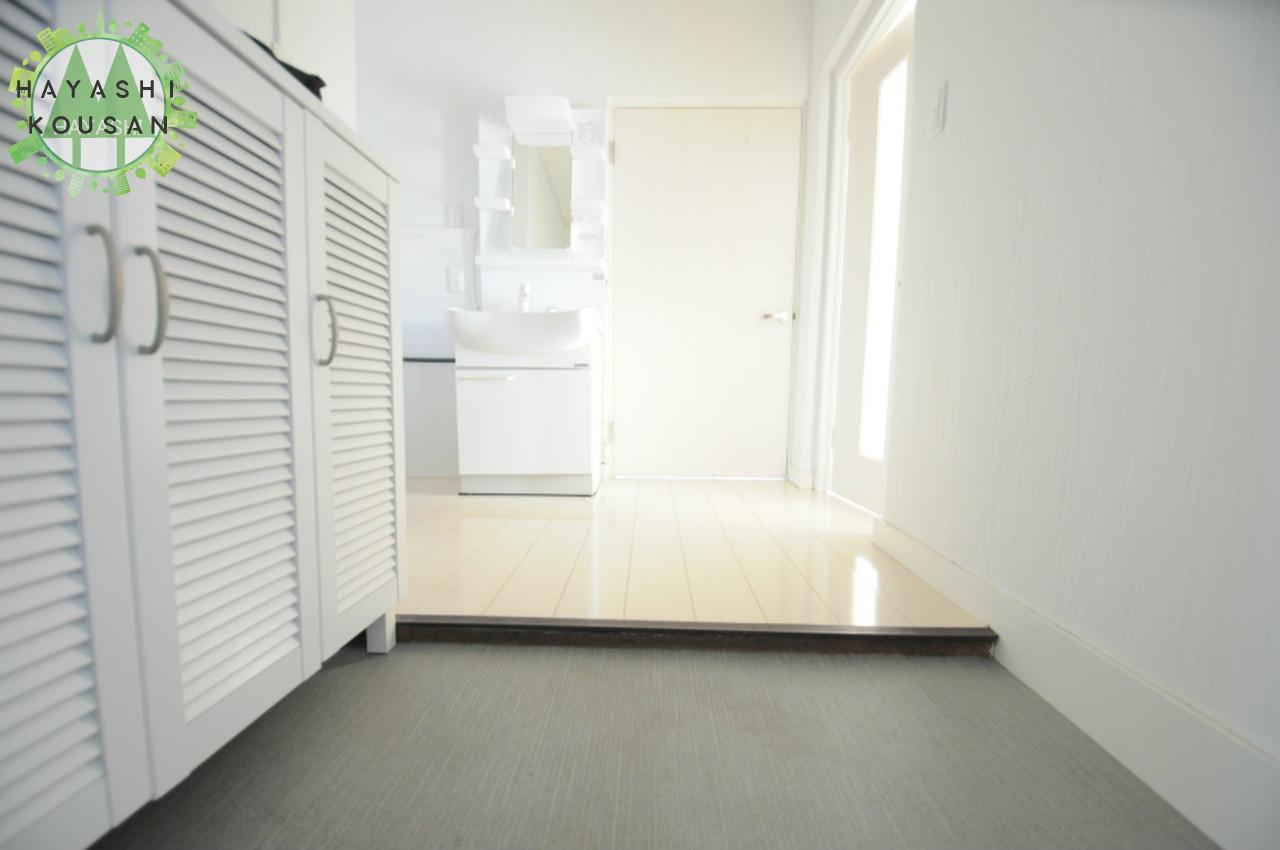 玄関　玄関フロア