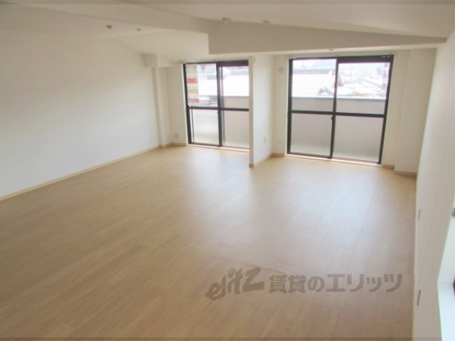 居室・リビング　リビング