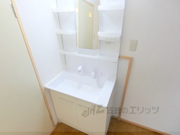 洗面設備　洗面所