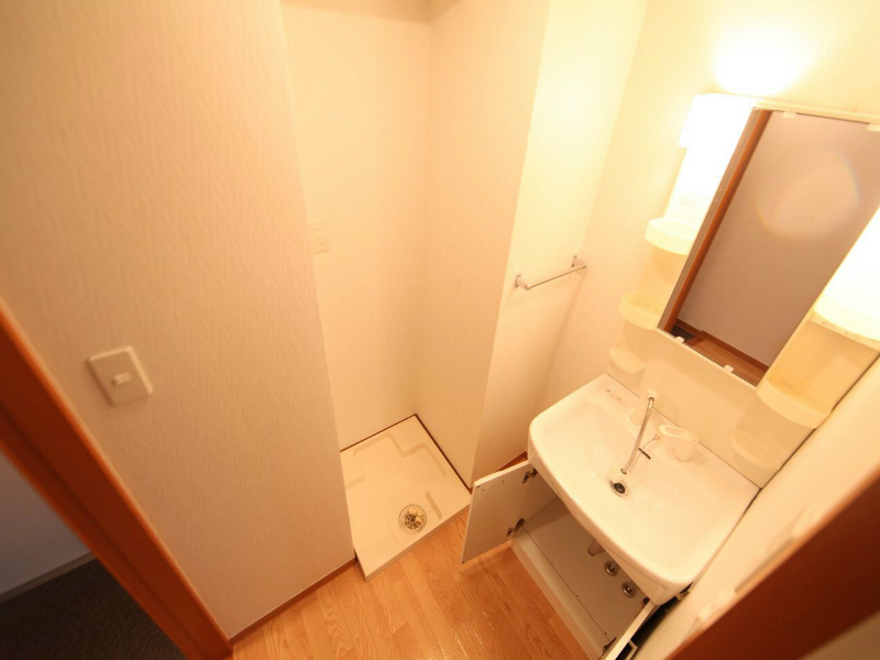 洗面設備　脱衣所　独立洗面台（シャンプードレッサー）