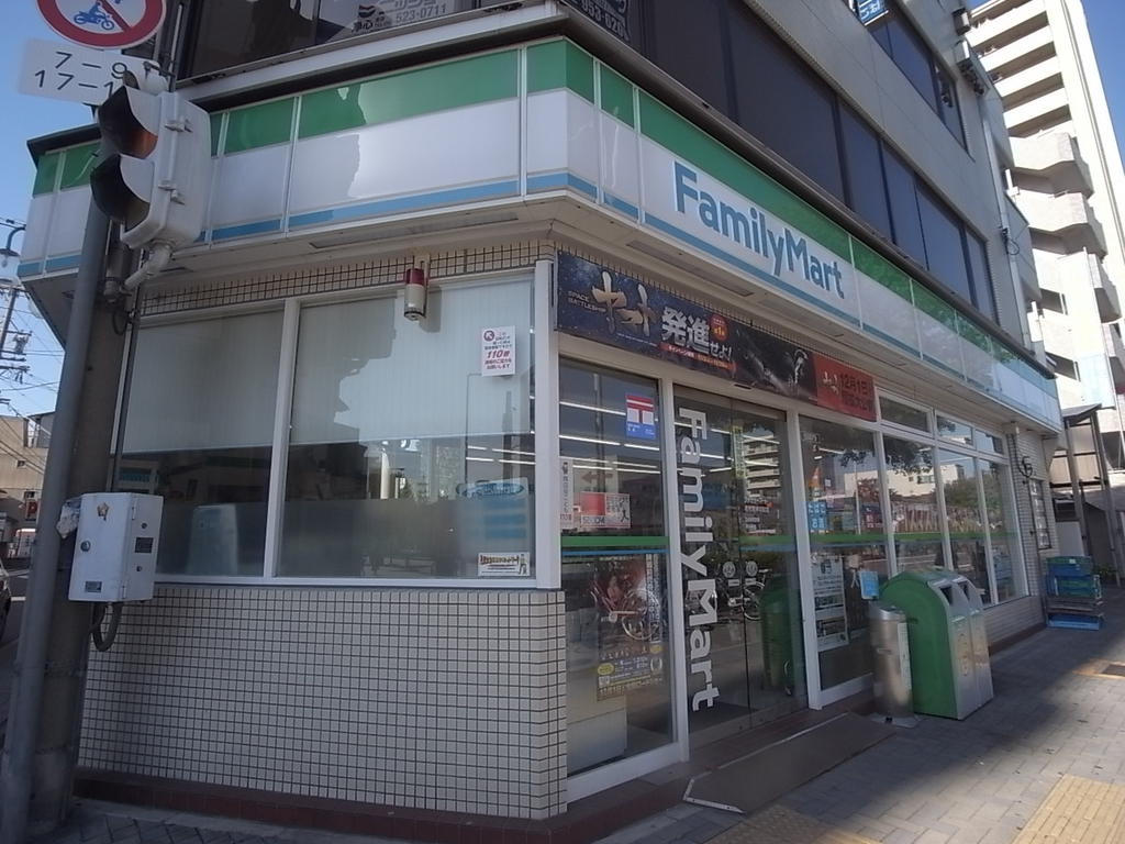 コンビニ　ファミリーマート名古屋押切町店（コンビニ）まで224m