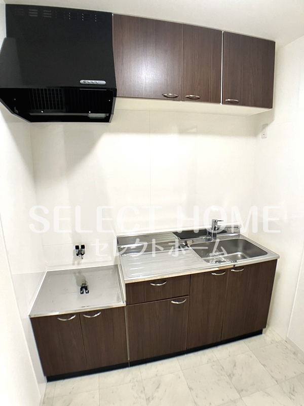 キッチン　コンパクトなキッチンで掃除もラクラク