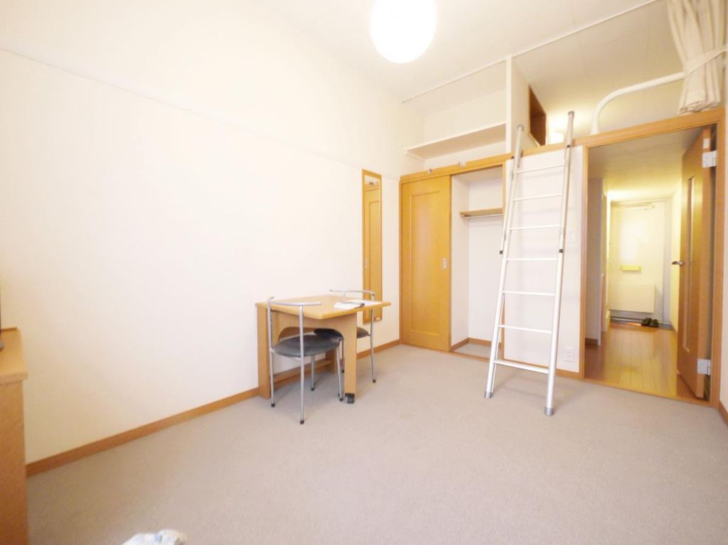 居室・リビング　収納