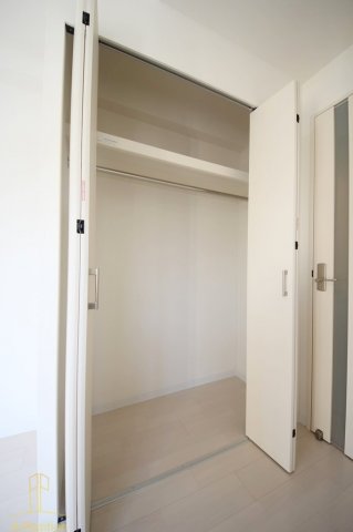 収納　ラグゼ海老江II