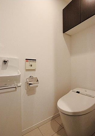 トイレ　ミオカステーロ駒込　豊島区駒込1