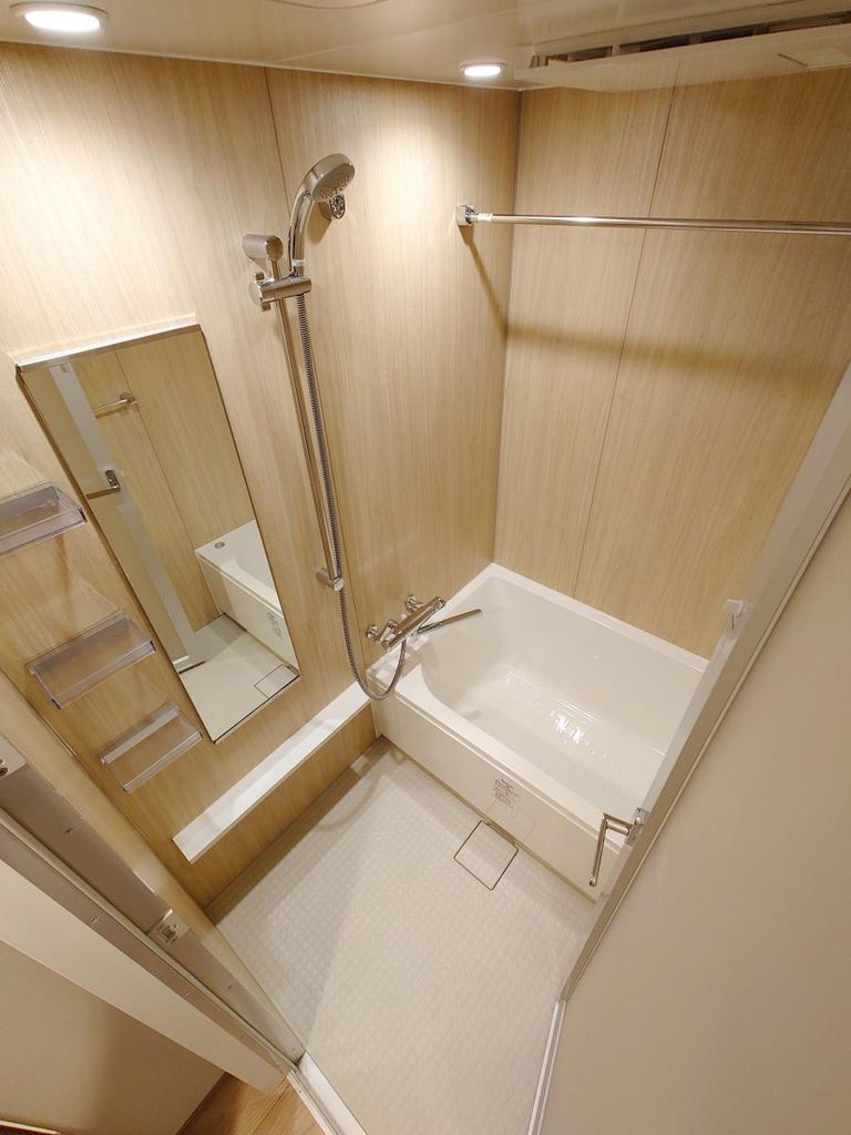 バス・シャワールーム　バス