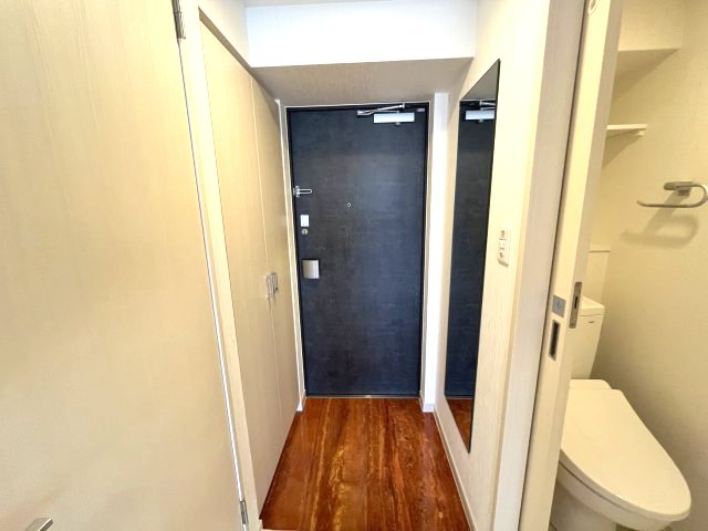 玄関　(参考)同マンション同間取り他部屋の写真