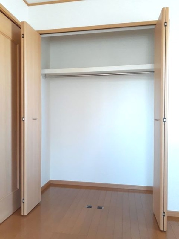 収納　図面と現状に相違がある場合には現状を優先