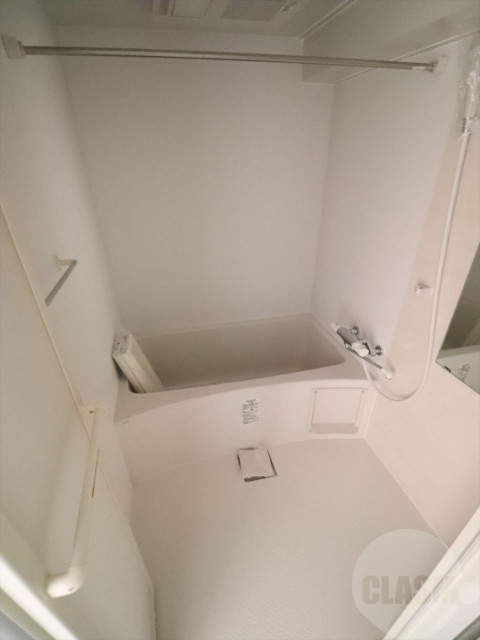 バス・シャワールーム　浴室乾燥機能付き