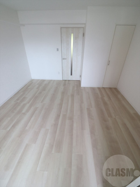 居室・リビング　７．７帖のリビングルーム