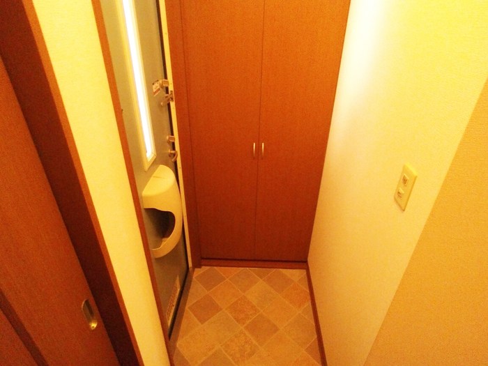 玄関　参考写真