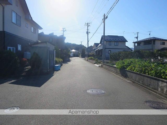 その他　周辺道路（その他）まで0m