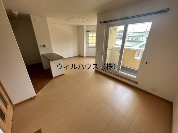 居室・リビング　明るいリビング！