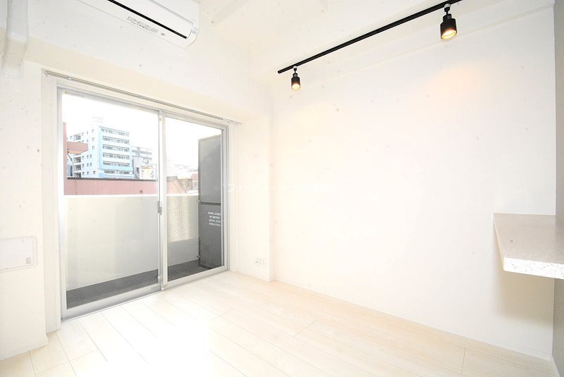 居室・リビング　★《見学予約受付中》当店では契約金がクレジット決済可能です★