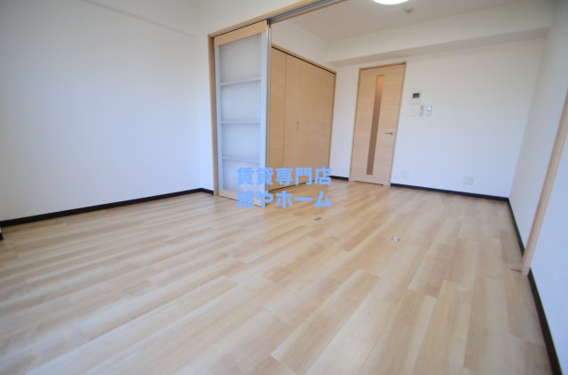 居室・リビング　こちらのリビングで趣味の時間をお楽しみください