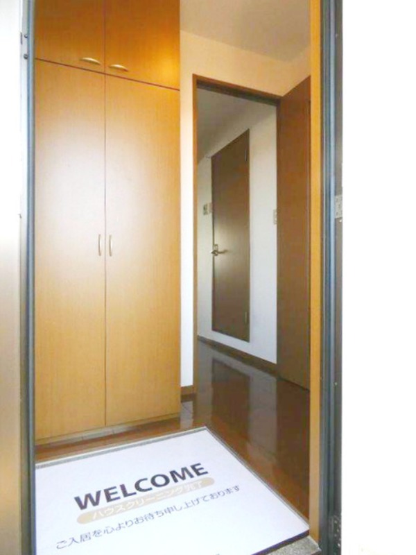 玄関　図面と現状に相違がある場合には現状を優先