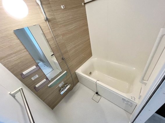 バス・シャワールーム　※建築中のため参考写真