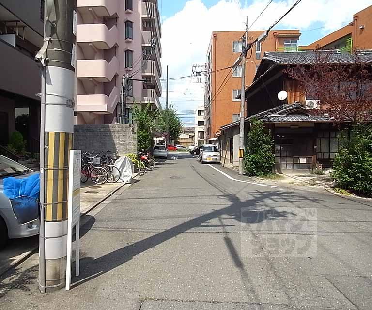 その他　前面道路です