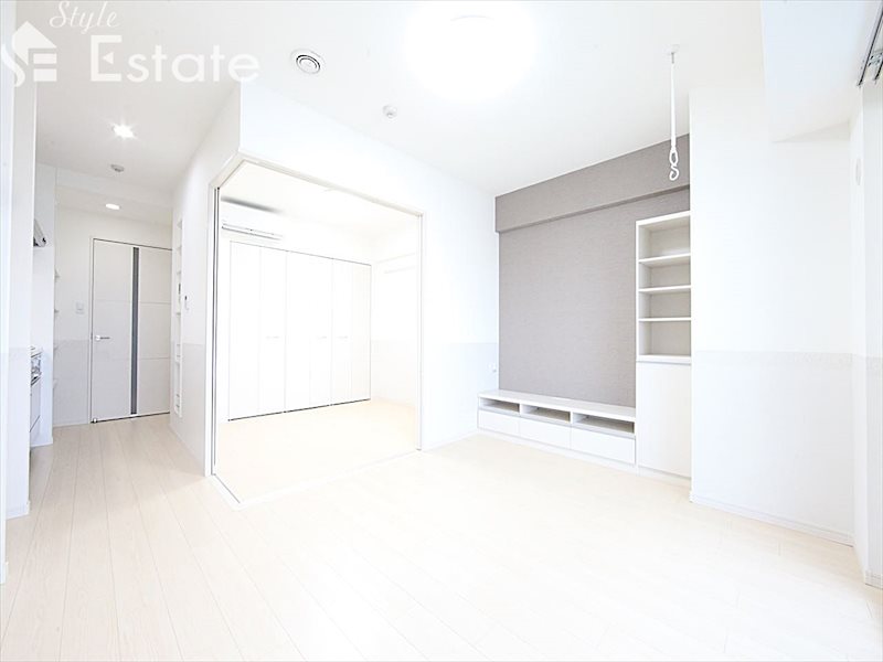 居室・リビング　内装