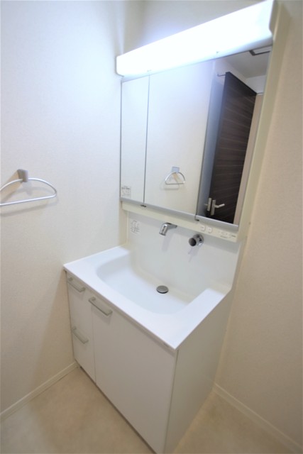 洗面設備　★独立洗面台で朝準備スムーズ★