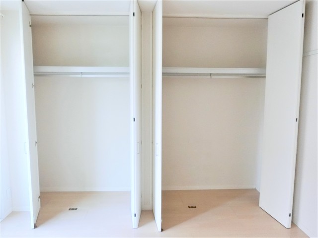 収納　★アウター収納に便利なクローゼット★